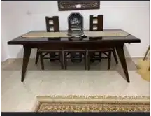 Furniture buyer in Dubai-  طاولة سفرة مع ثمانية...