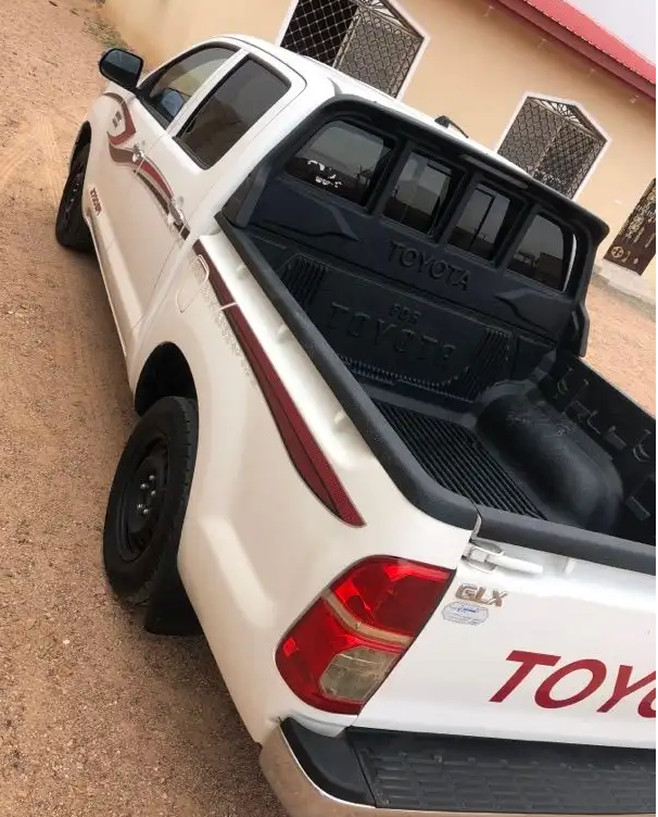 I am advertising my 2016 TOYOTA LAND CRUISER for sale at the rate of $15000 because i relocated to another country, the car is in good and excellent condition, -  هايلكوس 2014 فل كامل...