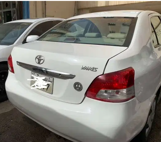 Mercedes CL 55 AMG 2002-  Yaris 2007 run 162...