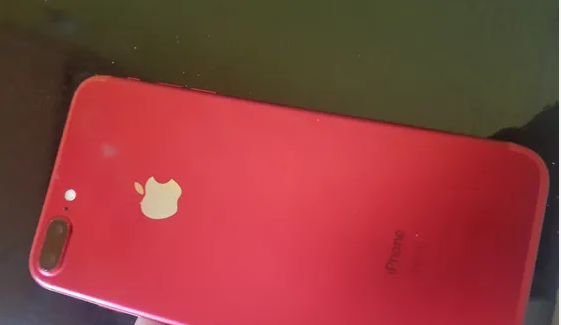 iphone 7 plus 256 gb red
it has damege in screen and back side