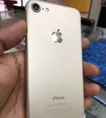 iPhone 7 plus 128gb-  Good condition battery...