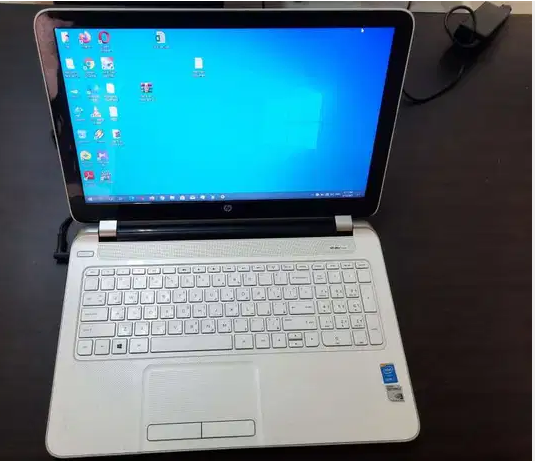 ASUS Transformer Book T100 detachable laptop 2in1 windows 10 like new-  لابتوب HP بروسيسور core...